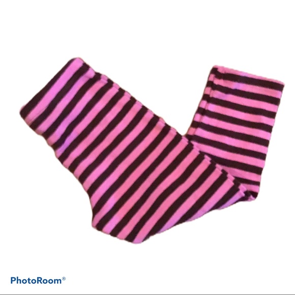 Adorable Outfit - Picture 3 of 3